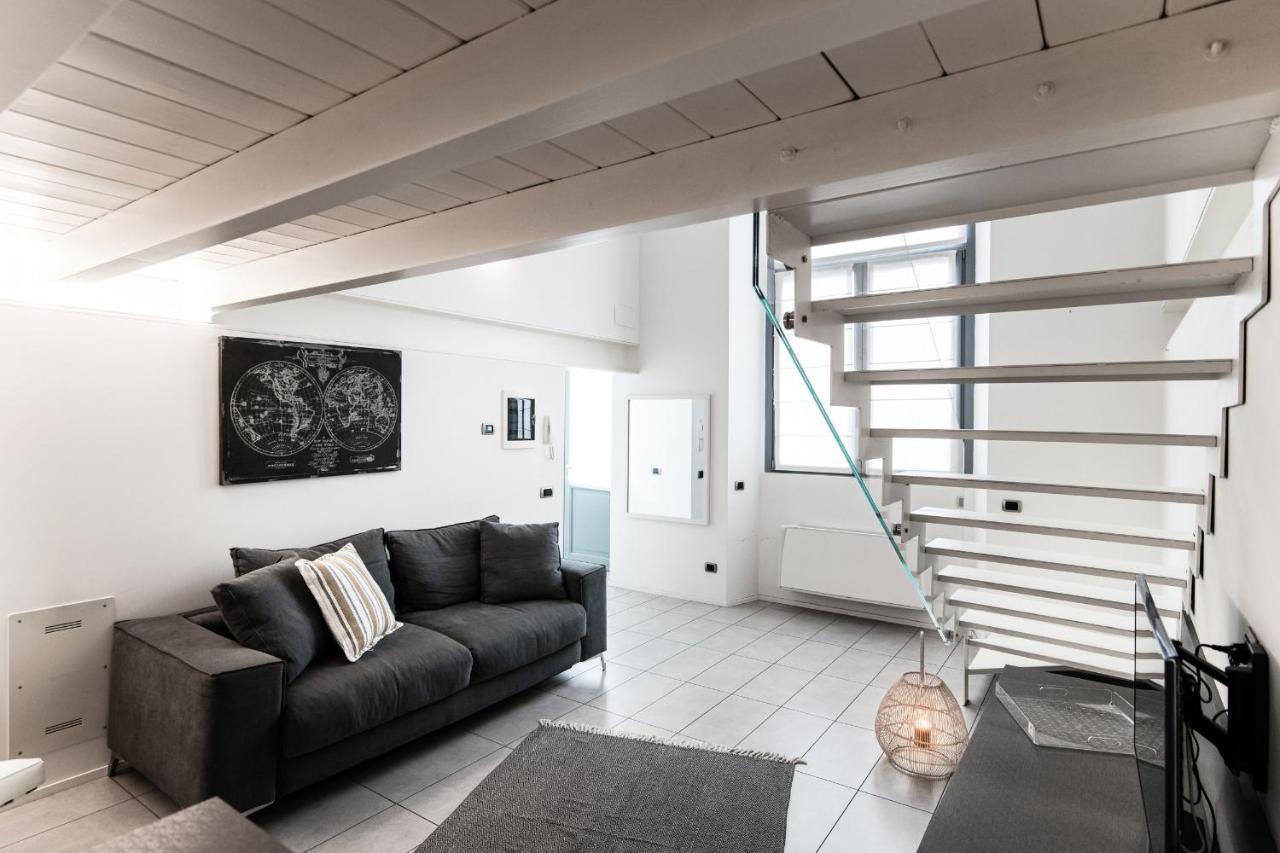 Como City Loft - Bymyhomeincomo Exterior photo